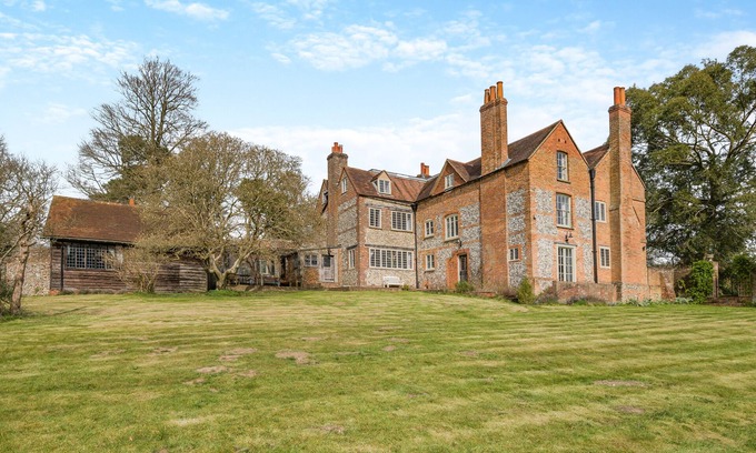 Reading Maison | Coombe End Farm House