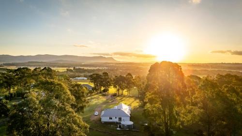 Lovedale Maison | Coopers Lodge, Lovedale - A rural escape in the heart of wine country