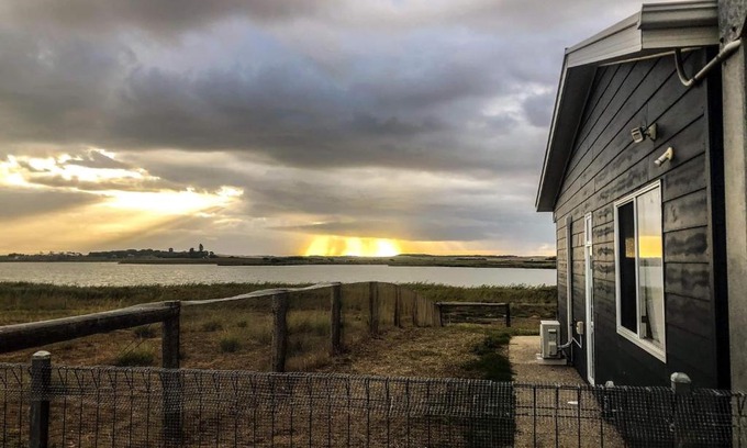 Bonney Maison | Coorong Island Retreat - Farm Stay at Pet Friendly Property
