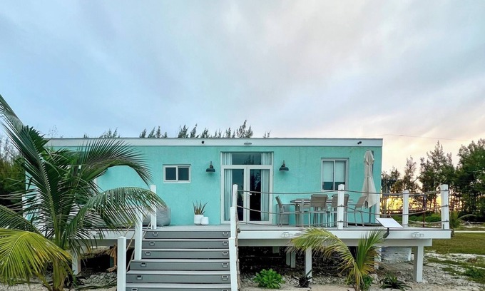 West End Maison | Coral Conch House - included 80' dock