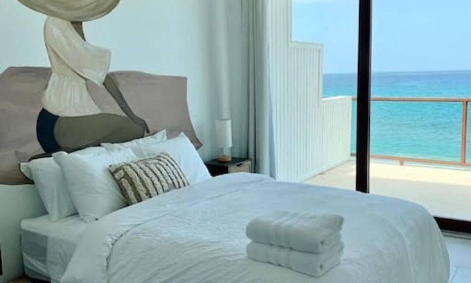 Stella Appartement | #207 Corcega Beachfront Suites