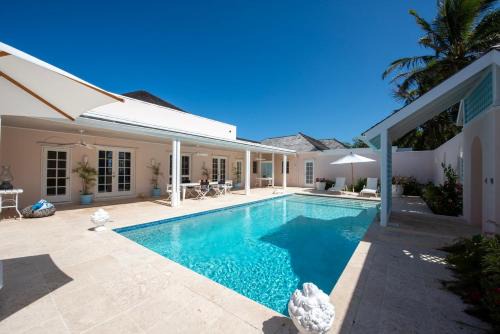Savannah Sound Maison | Coriolana home