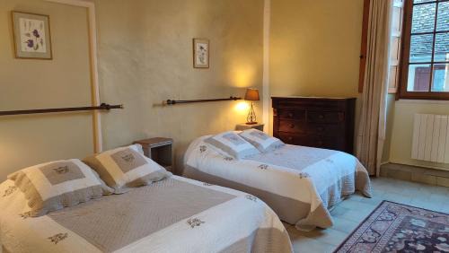 Issigeac Maison | Cornemuse Cottage Une maison entière de 100 m2 avec cuisine, séjour et jardin au centre d'Issigeac