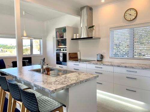 Coromandel Maison | Coromandel Town Harbourside Cottage Luxury Accommodation