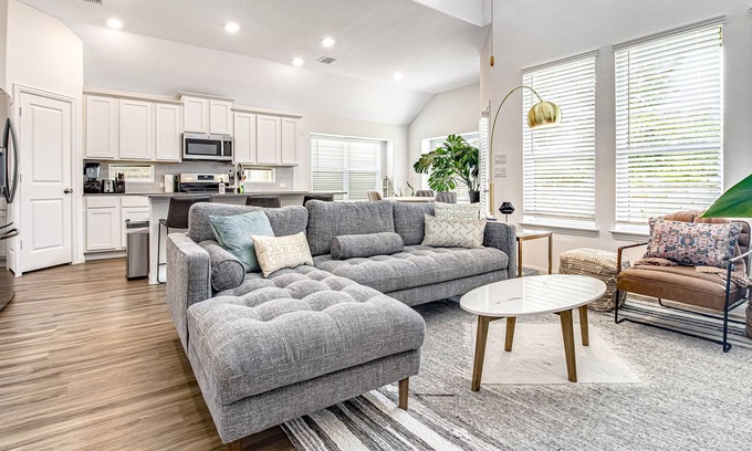 Manchaca Maison | Coronilla Bend - Main Home | House in Austin