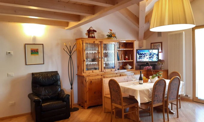 Fai della Paganella Appartement | Fai della Paganella - Trentino Alto Adige - grenier confortable avec deux salles de bains