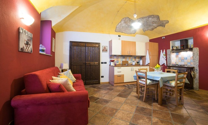 Arona Appartement | CORTE alla ROCCA Appartement confortable dans Arona Lac Majeur près de Stresa