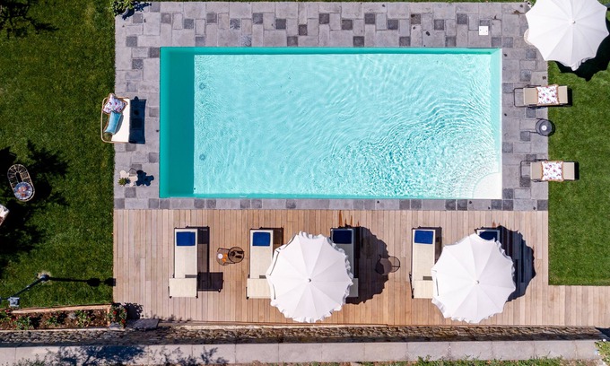 Cortona Villa | Corte della Luna, élégante villa avec piscine entourée d'une oliveraie suggestive