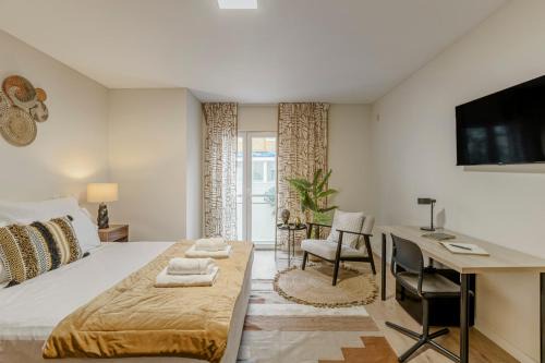 Santa Engracia Maison | Cortes Reais Guesthouse By All2gether