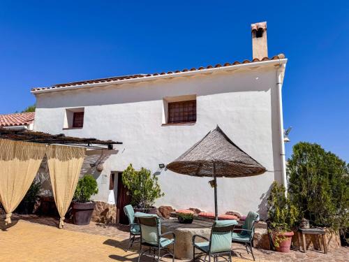 Freila Maison | Cortijo Rural Bacares