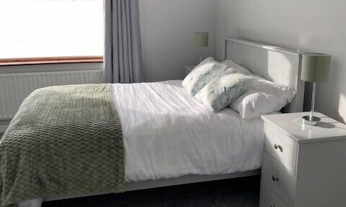 Roscoe Appartement | Cortoon Inn, Double Room 4 (1 DBL)