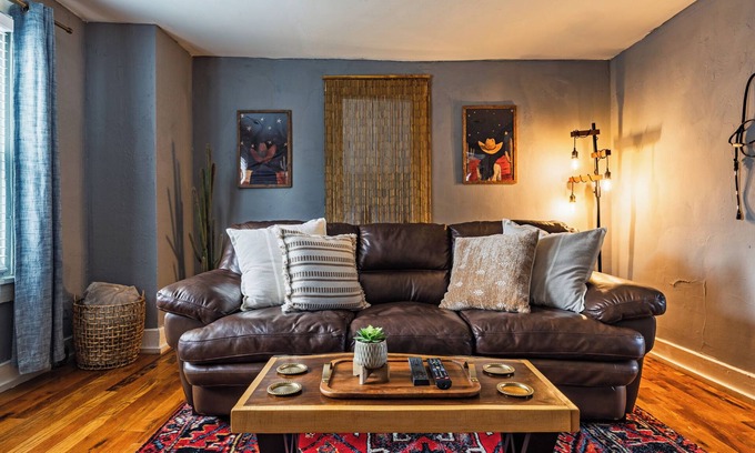 Edgehill Appartement | Cosmic Cowboy Hideaway 2BR + Bonus Room