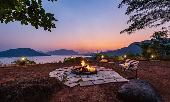 Paud Villa | CosmicStays Kokiraj Lakehouse - Waterfront Retreat