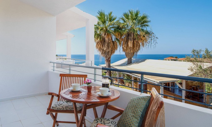 Svoronata Hôtel | Costa Avithos