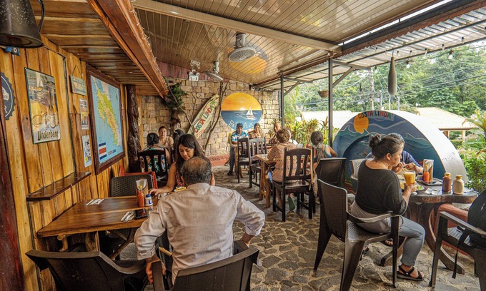 Manuel Antonio Hôtel | COSTA LINDA ART HOSTEL
