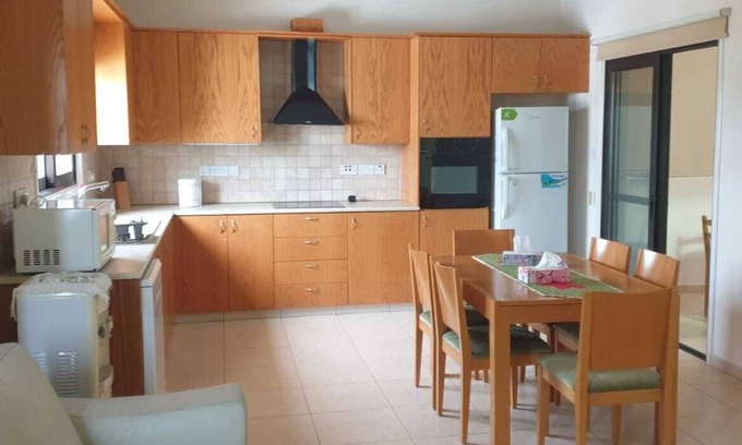 Latsia Appartement | Costas 4 Bedroom Apt. - NICOSIA