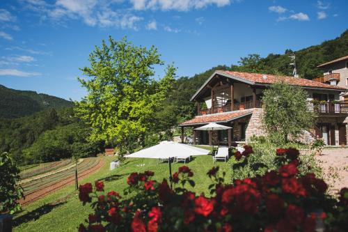 Cavedine Lit Et Petit-Déjeuner | Coste del Gaggio - Country House B&B - Garda Trentino