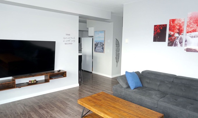 Black Mountain Appartement | Cosy 1-bdrm with Mountain and Vineyards view, close to golf course and Big White