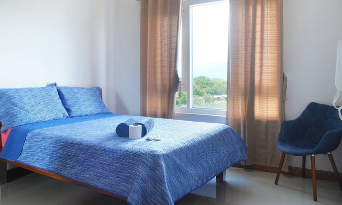 Punta Engano Appartement | 1Bedroom confortable avec vue imprenable sur la mer