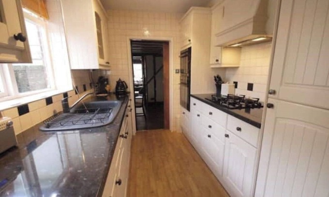 Waltham Cross Cottage | Beautiful 3 bedroom cottage