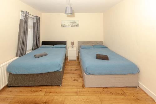 Plumstead Maison | Cosy 4 bedrooms house near Central London, O2, London city airport and Excel
