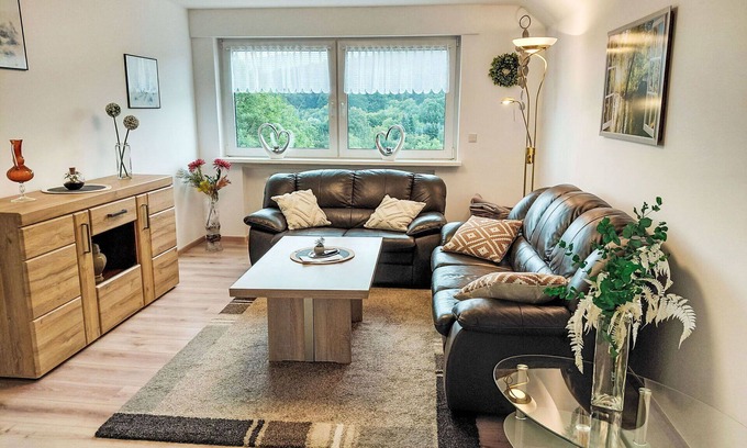 Schieder-Schwalenberg Appartement | Cosy apartment for 2 guests with WIFI, TV, balcony and panoramic view
