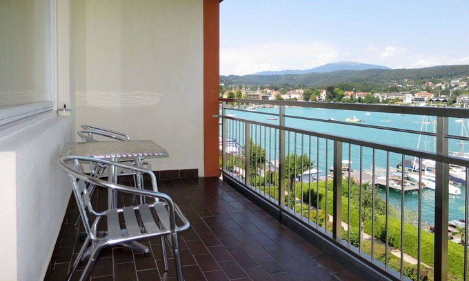 Augsdorf Appartement | Confortable appartement pour 4 personnes avec TV, balcon et parking