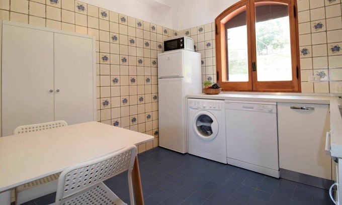 Marina di Caronia Maison | Bel appartement pour 3 personnes avec WIFI, TV, animaux admis et parking