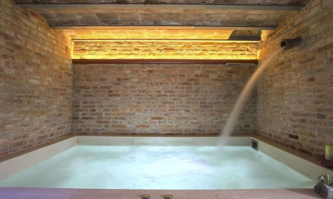 Pieve a Nievole Appartement | Joli appartement avec bain à remous, WIFI, piscine, TV, patio, animaux admis et parking