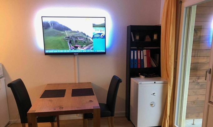Engelberg Appartement | Confortable appartement pour 2 personnes avec WIFI, TV, balcon, animaux admis et parking