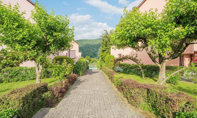 Monterosso al Mare Appartement | Agréable appartement pour 5 personnes avec WIFI, piscine, terrasse et parking