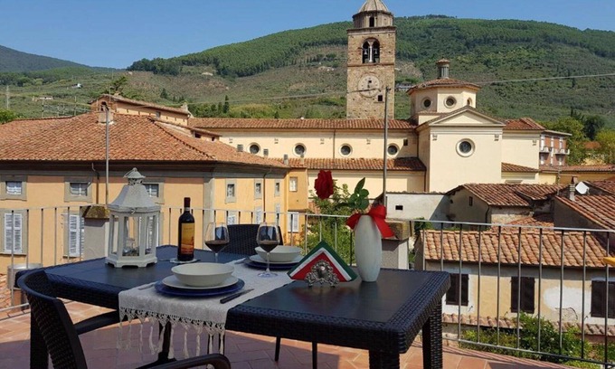 Buti Appartement | Agréable appartement pour 7 personnes avec climatisation, WIFI, TV, terrasse et vue panoramique