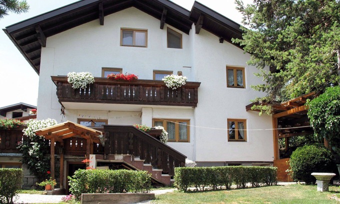 Imst Appartement | Joli appartement pour 8 personnes avec WIFI, TV, terrasse et animaux admis