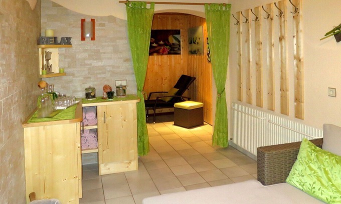 Plangeross Appartement | Agréable appartement pour 25 personnes avec WIFI, TV, balcon, animaux admis et parking