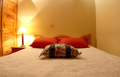 Seia Appartement | Cosy apartment in Seia, 25 sqm, welcoming fireplace