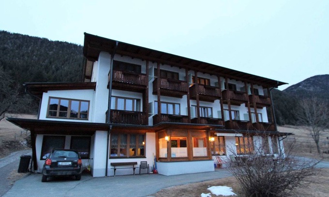 Neusach Appartement | Cosy Apartment in Weissensee near Ski Lift