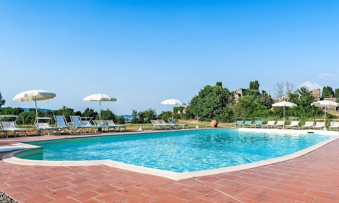 San Macario In Monte Villa | Appartement dans une maison de vacances avec piscine, WIFI, TV, terrasse, animaux admis, parking