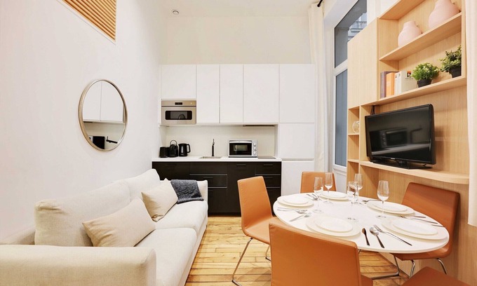 Quartier de l'Ecole-Militaire Appartement | Bel Appt -1BR/4P- Tour Eiffel / Invalides