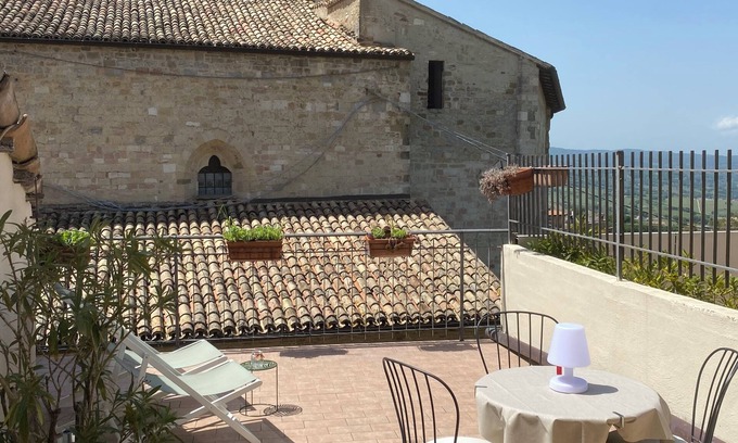 Montefalco Appartement | Cosy Apt.in Montefalco incl.panoramic view terrace