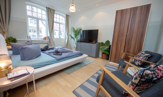 Andreasvorstadt Appartement | ★Cosy & bright Jugendstil Flat in the ❤ of Erfurt+ balcony ★
