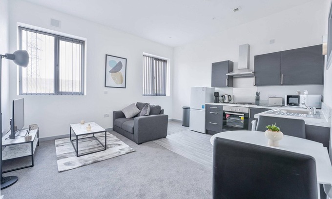 Brierley Hill Appartement | Cosy 1 Bed Budget Apartment in Dudley