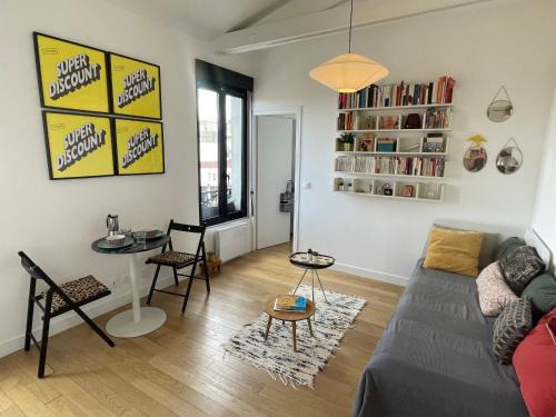 Romainville Appartement | Cosy-carnot we Speak English in Romainville near Paris