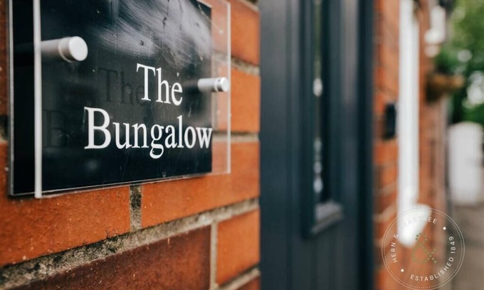 Butetown Maison | Cosy Central Cardiff Bungalow