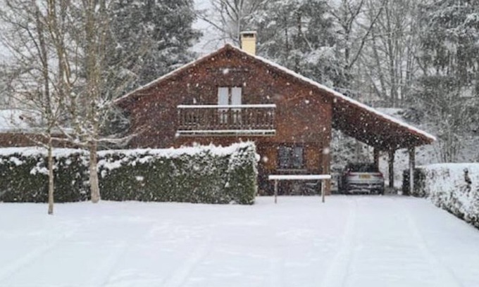 Faucompierre Chalet De Ski | CHALET COSY 8 PERS. 108 M2. 3 CH. 2 SDB. WIFI+DRAPS+SERVIETTES+EDF INCLUS