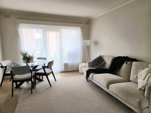 Williamstown Appartement | Cosy & Convenient Williamstown