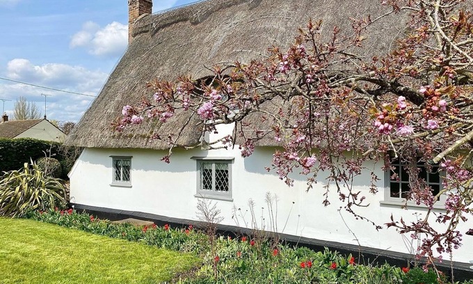 Flempton Cottage | * Cottage de charme * 6 The Green, près de Bury St Edmunds