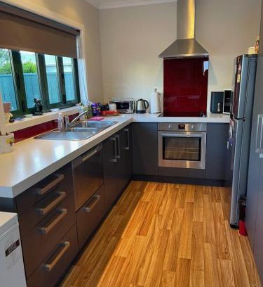 Miramar Maison | Cosy Cottage