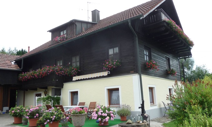 Neuhaus am Inn Cottage | Appartement confortable, style rustique, dans un cadre calme, isolé et verdoyant