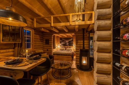 Nonceveux Chalet De Ski | Cosy Cottage w/Jacuzzi in Amazing Region