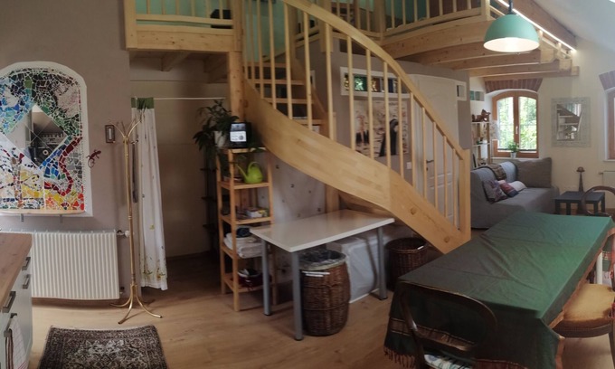 Ternitz Appartement | cosy country studio in middle of the Vienna Alpine Region # well reachable.